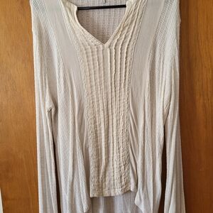 Lucky Brand Cream Textured V-Neck Long Sleeve Top